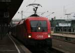 1116 169-2 und 121-3 mit dem EC 113 (Siegen-Klagenfurt) bei der Abfahrt Stuttgart Hbf 23.1.10