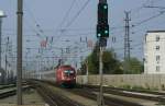 Taurus 1116 138 zieht den EC159  Crotia  von Wien Meidling nach Villach und fahrt in Wr.Neustadt ein.