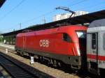 Taurus BB 1116 034-1 verlsst als IC 2057 Saarbrcken - Frankfurt (Main) am 01.08.2011 Kaiserslautern Hbf