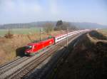 1116 030-7 am 13.11.2011 mit EC 860 von Wien Westbahnhof nach Bregenz zwischen Frankenmarkt und Pndorf.