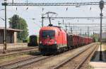 Einer der wenigen Gterzge am 15.05.2013, der den Bahnhof Sopron passierte wurde mit 1116 259 bespannt.