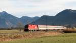 1116er mit Personenzug vor Prien am Chiemsee,03.01.2014