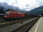 1116 088-6 mit einem Güterzug am 2.6.2015 im Bahnhof Lienz.