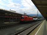 1116 262-7 mit einem Güterzug in Richtung Klagenfurt am 3.9.2015 bei der Durchfahrt in Villach Hbf.