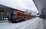 1116 218 mit dem RJX 162 (Budapest-Keleti - Zürich HB) in St.