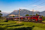 1116 221 schiebt den Railjet nach Hohenems.