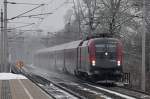 1116 224 durchfhrt mit RJ654 am 13.02.2013 die Haltestelle Kapfenberg Fachhochschule.