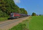 1116 223 mit einem Railjet am 03.10.2014 bei Hufschlag.