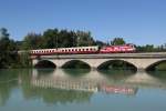 1116 138 mit einem TEE Sonderzug am 09.09.2012 beim berqueren der Saalach zwischen Freilassing und Salzburg.