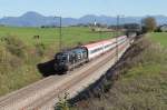 1116 153 mit OEC als Korridorzug von Salzburg nach Kufstein, aufgenommen bei Stra am 03.10.2012 bei Stra.