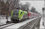 Eines meiner ersten Bilder mit der neuen Canon EOS 650D:    1116 142 mit R 2239 (Floridsdorf - Payerbach), aufgenommen in Kottingbrunn - 25.01.2013