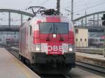 1116 264-1 Rotes Kreuz Werbetaurus kurz vor dem Ankuppeln an den EC 68, Wien-West, 17.2.2007