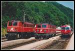 Zufällig ergab sich am 11.08.2000 in Kleinreifling eine nette Parade. 1040 003, 1141 001 und Steuerwagen 80 73 -061 standen nebeneinander und konnten so fotografiert werden.