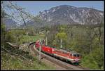 1142 649 + 1116 173 mit Güterzug bei Payerbach am 19.04.2018.