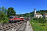 1142 688 mit einem REX am 06.05.2018 bei Wernstein am Inn.