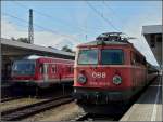 Die 1142 564-2 aufgenommen am 17.09.2010 im Hauptbahnhof von Passau.