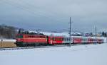 Mit dem R3964 hat am 15.02.2012 die 1142 567  den Bahnhof Wartberg an der Krems verlassen.