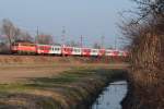 1142 564, am 19.03.2015, unterwegs mit R 2172 von Wien FJB nach Sigmundsherberg zwischen Tulln und Absdorf.