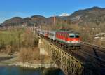 1142 673 mit einem REX nach Wörgl am 30.01.2016 bei Golling-Abtenau.