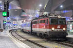 ÖBB 1142 668 mit den D 459 nach Mürzzuschlag wartet auf die Abfahrt vom Wiener Hauptbahnhof, 20.01.2017.