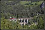 Zwei Loks der Reihe 1144 ziehen am 27.05.2020 einen Güterzug über den Viadukt  der Kalte Rinne.