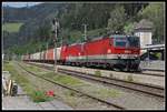 1144 122 + 1144 263 mit Güterzug in Wartberg im Mürztal am 2.07.2020.