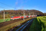 1144 233 mit einem REX am 20.11.2020 bei Wernstein am Inn.