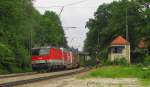 BB 1144 202 mit einem KLV Richtung Rosenheim, in Assling (Obb); 28.05.2011