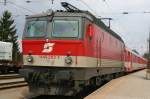 1144 262-1 mit einem Regionalzug am 17.4.2006 im Bahnhof Schwarzenau.