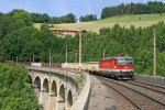 1144.209 mit G-54056 am Wagnergraben-Viadukt. 15.6.13