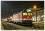 1144 253 bei der Ankunft in Graz mit dem OEC 669  weiterwissen.at  von Bregenz am 12.12.2006.