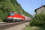 Die neue 1144.281 kommt mit R-2915 am 7.8.15 nach Payerbach/R.