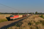 1144 065 mit einem Güterzug am 01.09.2015 bei Gramatneusiedl.