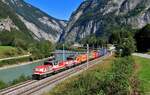 1163 002 + 1163 009 mit dem Kaindlzug am 14.09.2021 bei Stegenwald.