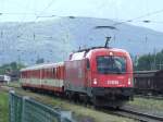 1216 001 mit einem Regionalzug in Villach West am 10.05.2007.