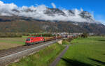 1216 005 mit NJ 421 am 28.10.2023 bei Kufstein.