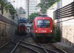 1216 236 am 17.06.2009 mit dem umgeleiteten EC75  Zdenek Fibich  ber die Schnellbahnstammstrecke von Prag nach Wien Sdbahnhof(Ost) kurz vor der Haltestelle Wien Rennweg.