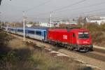 1216 210 mit RJ73 (Prag - Graz) in Perchtolsdorf am 6.11.2015.