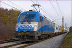 ADRIA 1216 921 Tamara zieht Containerzug durch Maribor-Tabor Richtung Koper Hafen.