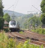 1216 955-5 mit Containerzug in Fahrtrichtung Norden. Aufgenommen in Wehretal-Reichensachsen am 20.06.2013.