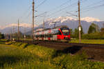 4024 129-7 auf der Vorarlbergbahn gen Dornbirn geschoben. Vor beeindruckender Schneekulisse des Säntis und Hohen Kastens. Am 14.5.19 liegt dort oben noch vie-l Schnee