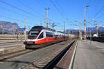 ÖBB 4024 095-3 erreicht Wörgl zur Fahrt nach Telfs-Pfaffenhofen. (30.12.2022)