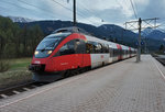 4024 097-0 steht am 7.4.2016 als S1 4875 (Greifenburg-Weißensee - Spittal-Millstättersee) abfahrbereit in Greifenburg-Weißensee.