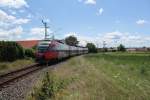 4124 010-2 hat im Sommer 2012 den burgenlndischen Bahnhof Deutschkreutz hinter sich gelassen und macht sich ber Sopron auf den Weg nach Wien Meidling.