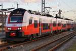 4746 056-2 erreicht am 15.12.2019 als RE9 (RE76368) von Sassnitz den Rostocker Hauptbahnhof.