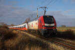 MEG 159 217 mit Bombardier Talent 3 zur Bewegungsfahrt Bergen - Mukran im Bft Mukran West am 10.01.2023 aufgenommen.