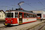 ET 20111 (NVR-Nr. 94 81 4944 001-8) war am 1.6.22 wieder im Hauptumlauf der Lokalbahn Lambach-Vorchdorf im Einsatz. Aufnahme: Vorchdorf-Eggenberg, 1.6.22.