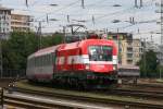 Einfahrt der EM-Lok 1116 005  sterreich  mit dem EC566 in den Bahnhof Linz am 22.