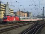 1116 075 Schweiz am 2.1.2009 in Wrzburg Hbf mit IC 2082  Knigssee 