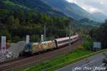 1 Minute vor 19Uhr passiert 1116 264-1 mit BB EC 110 Klagenfurt Hbf. - Mnchen Hbf. unseren Fotostandpunkt,an der nrdlichen Ortseinfahrt von Schwarzach-St.Veit (sterreichurlaub 14.08.09)
